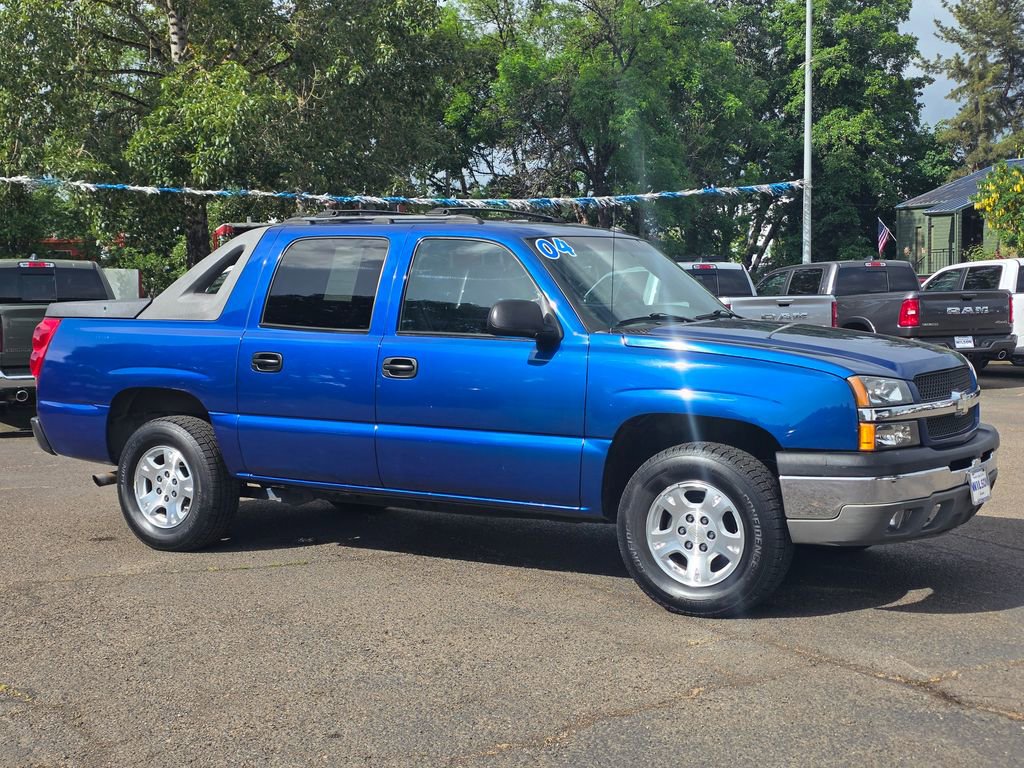 Used 2004 Chevrolet Avalanche Z71 w/ Preferred Equipment Group AWD/4WD image 3