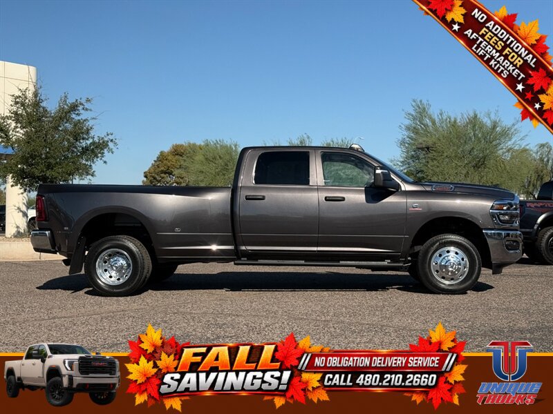 Used 2025 RAM 3500 Tradesman AWD/4WD image 4