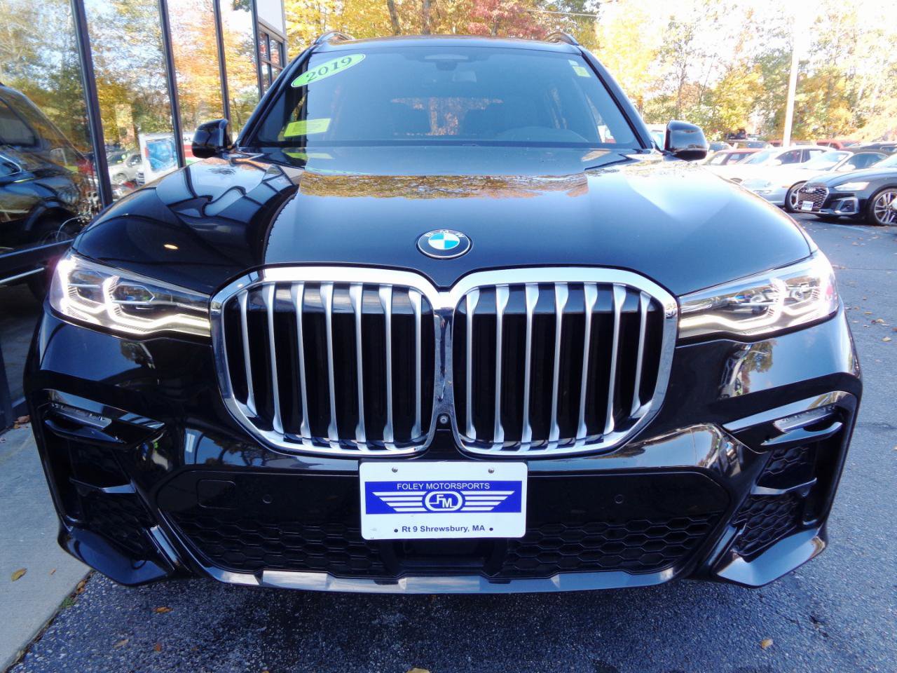 Used 2019 BMW X7 xDrive40i w/ M Sport Package AWD/4WD image 2