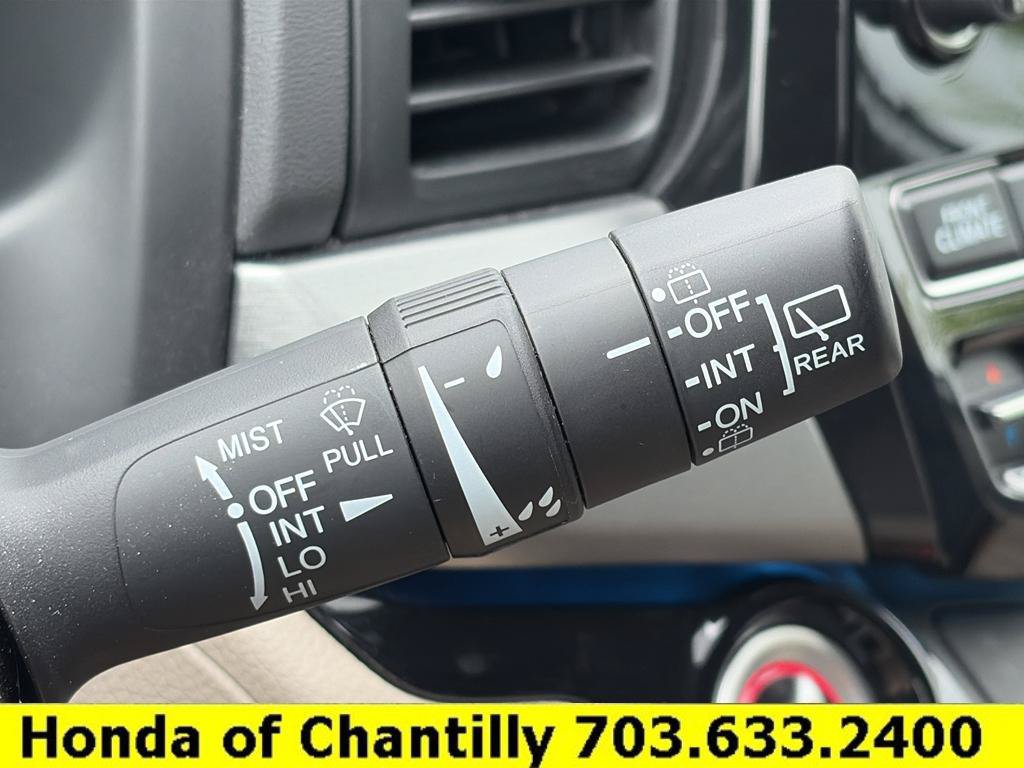 Certified 2024 Honda Odyssey Touring image 11