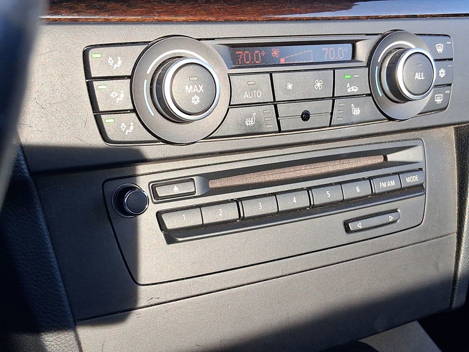 Used 2010 BMW M3 Convertible image 17