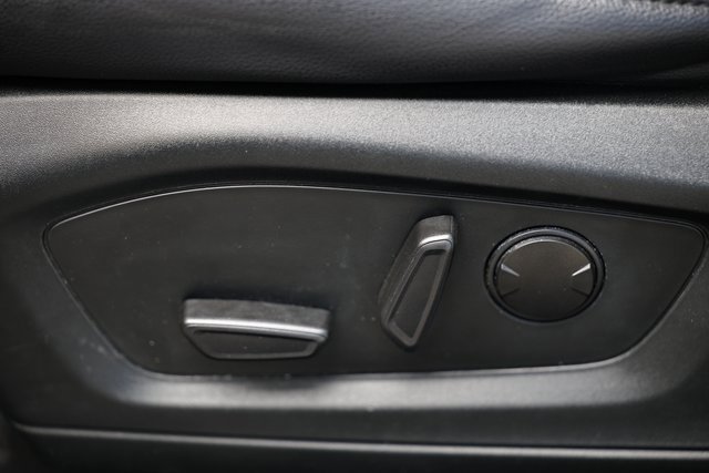 Used 2022 Ford Explorer Limited w/ Equipment Group 301A image 22