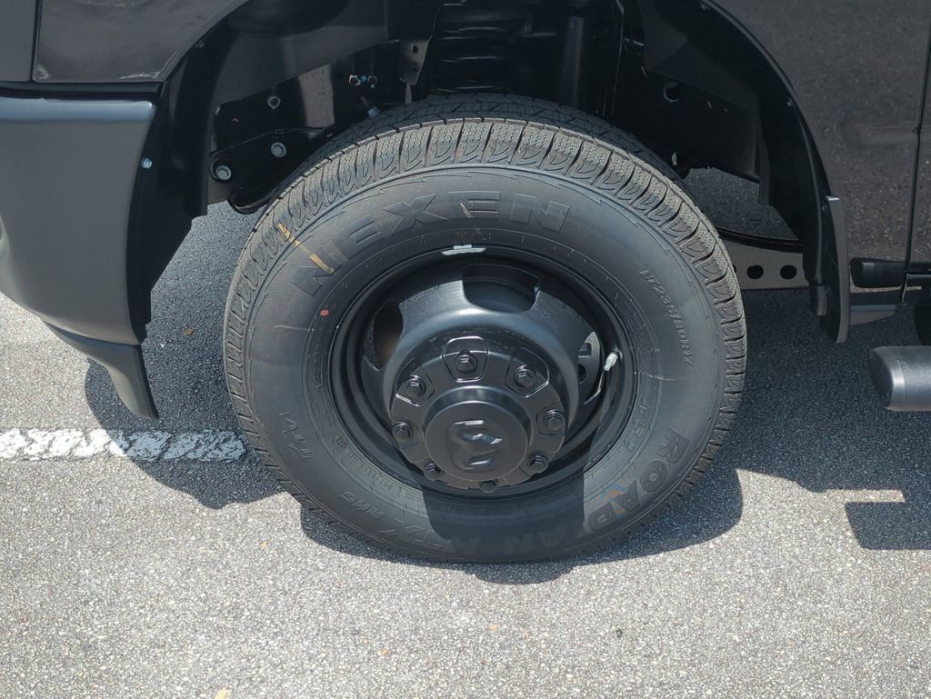 New 2026 RAM 3500 Tradesman AWD/4WD image 11