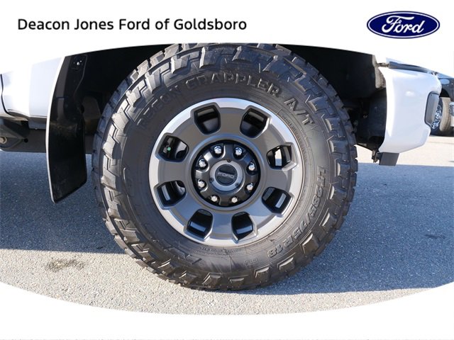 Used 2023 Ford F250 Lariat w/ Tremor Off-Road Package image 11