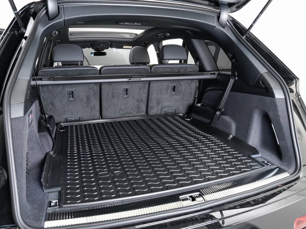 New 2025 Audi Q7 3.0T Prestige image 26