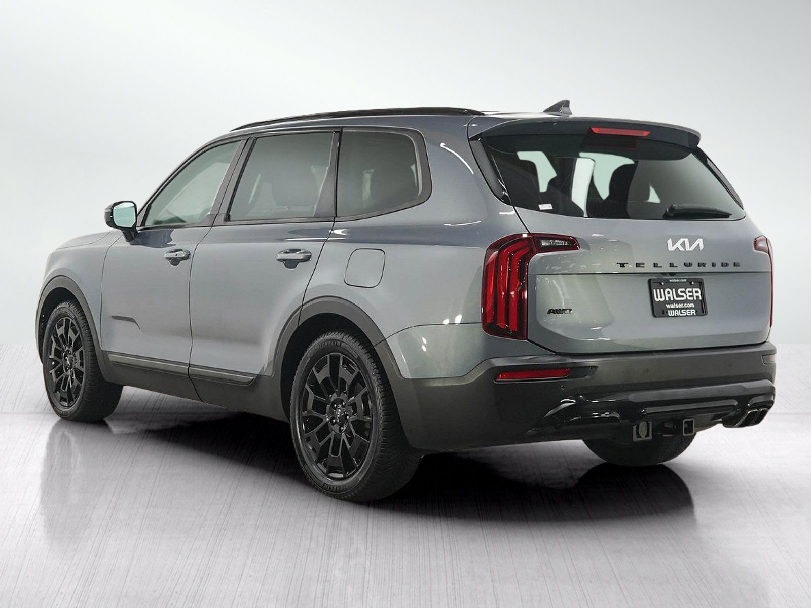 Used 2022 Kia Telluride SX w/ SX Prestige Package AWD/4WD image 3