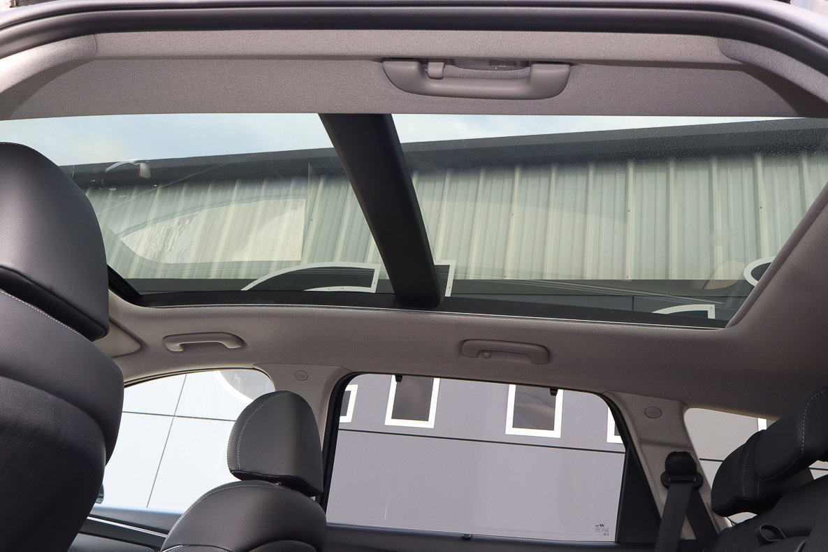 Used 2023 Hyundai Santa Fe Limited image 9