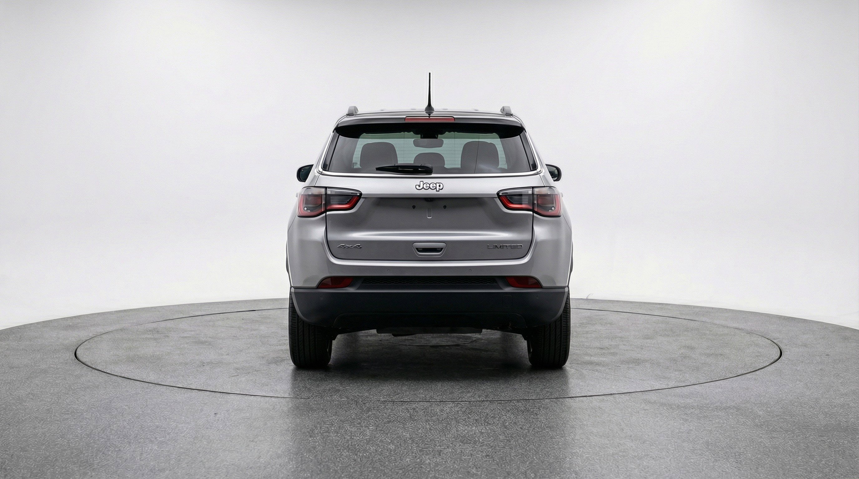 Used 2025 Jeep Compass Limited image 7