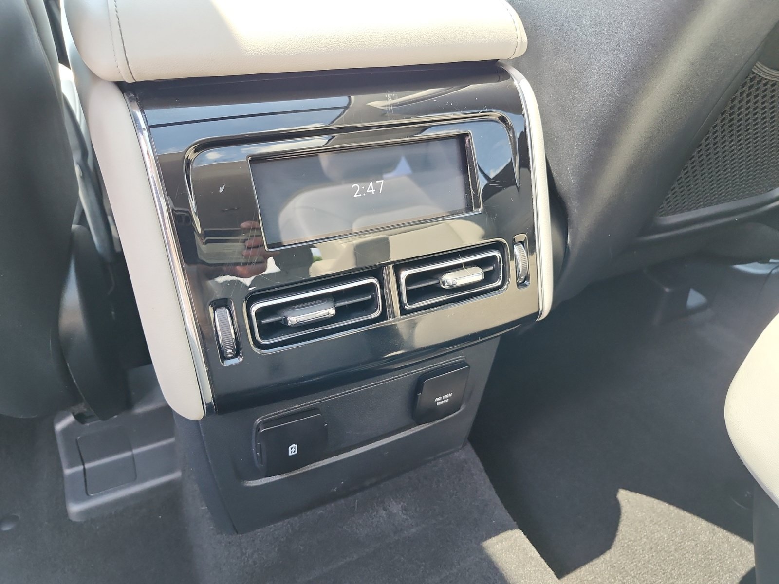 Used 2025 Lincoln Aviator AWD w/ Jet Appearance Package image 15
