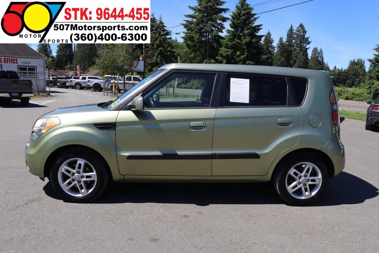 Used 2010 Kia Soul + w/ Audio Pkg FWD image 7