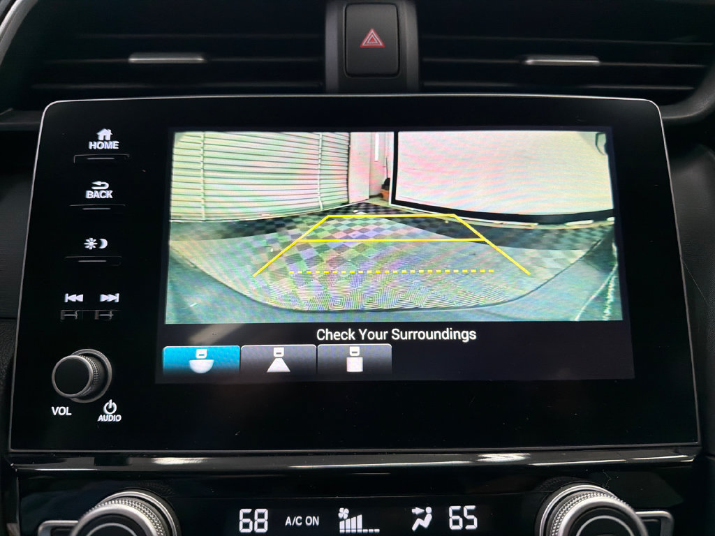 Used 2019 Honda Insight Touring image 28
