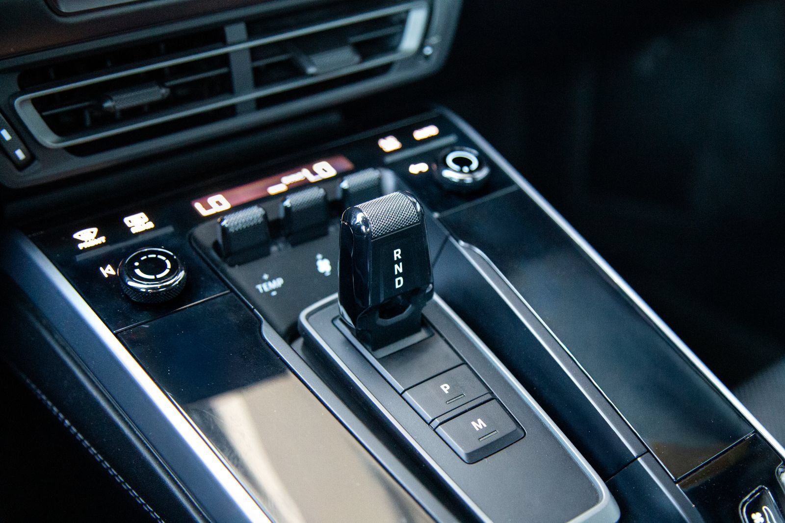 Certified 2021 Porsche 911 Turbo S AWD/4WD image 18