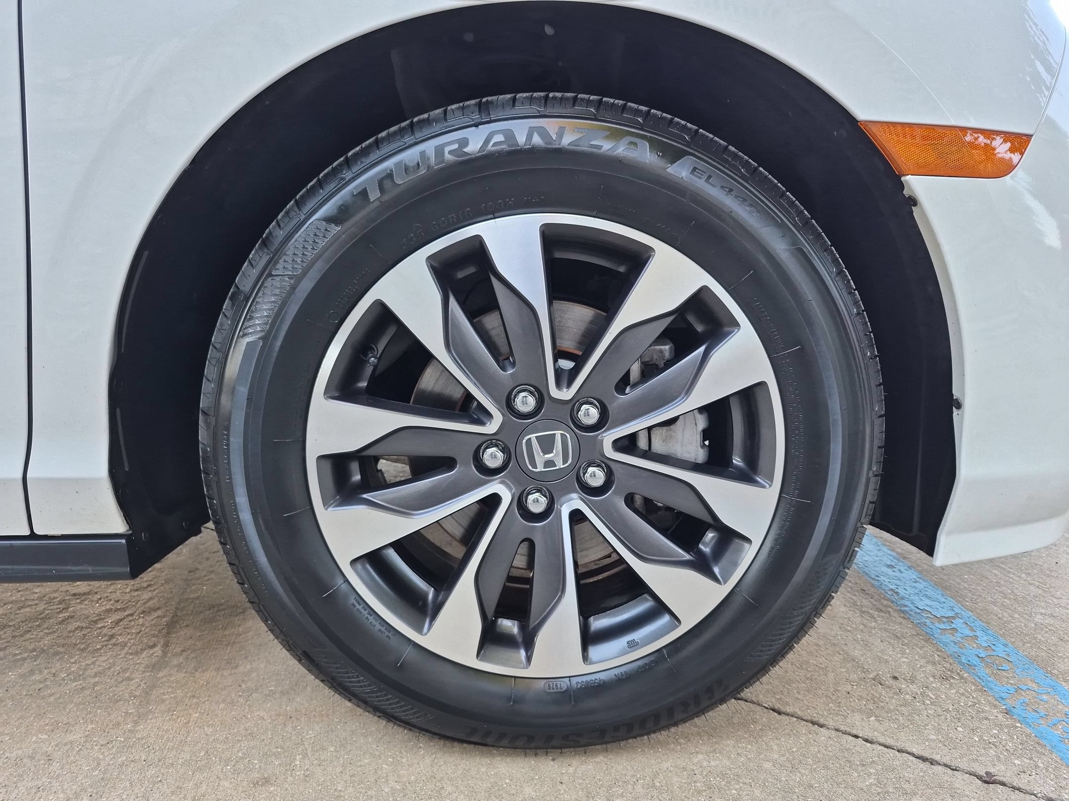 Used 2024 Honda Odyssey EX-L image 35
