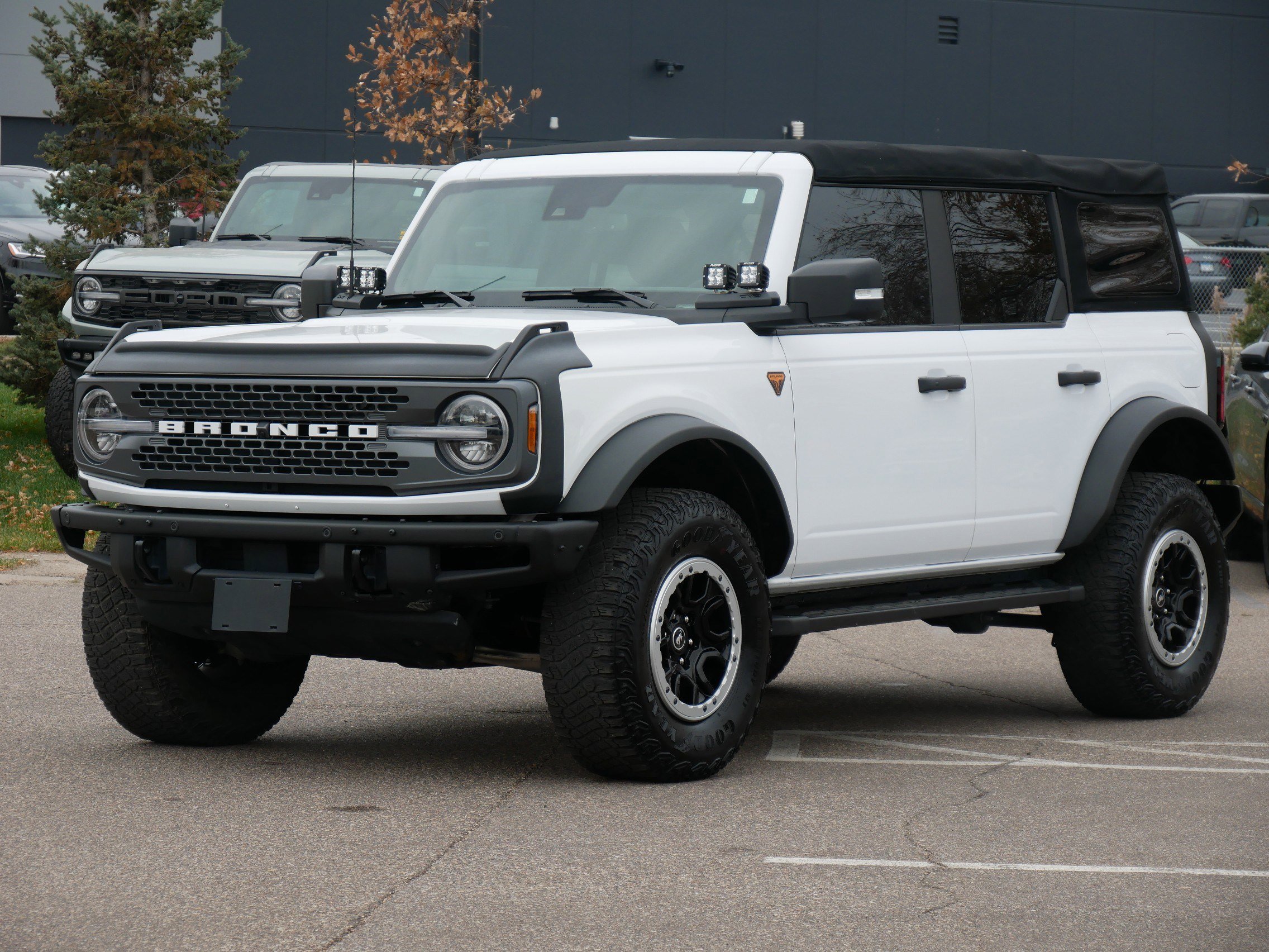Used 2022 Ford Bronco Badlands image 1