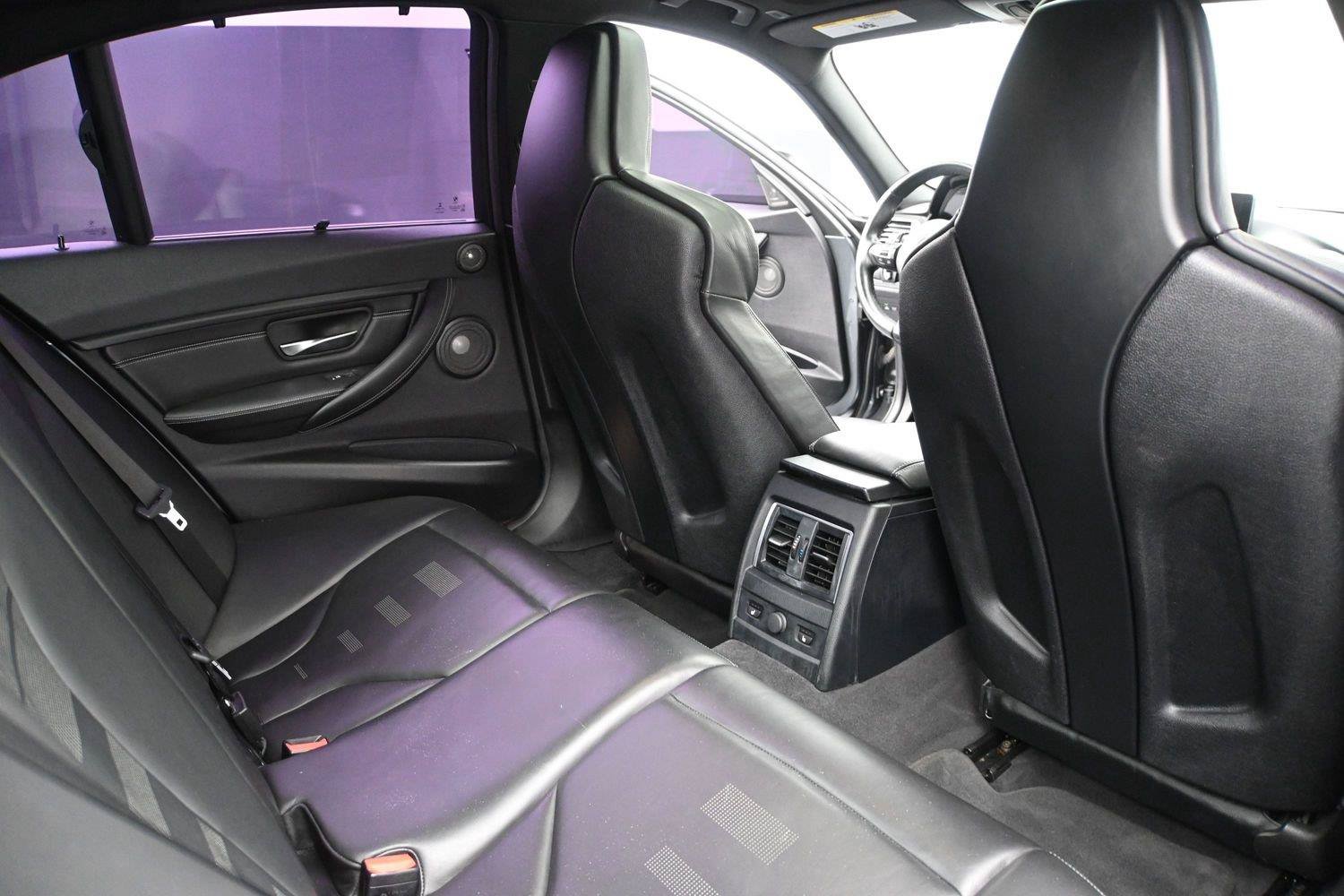 Used 2017 BMW M3 RWD image 18