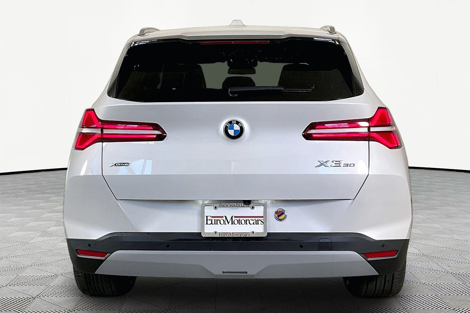 Certified 2026 BMW X3 xDrive30i w/ Convenience Package AWD/4WD image 4