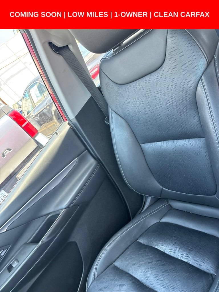 Used 2023 Chevrolet Bolt LT w/ Infotainment Package FWD image 15