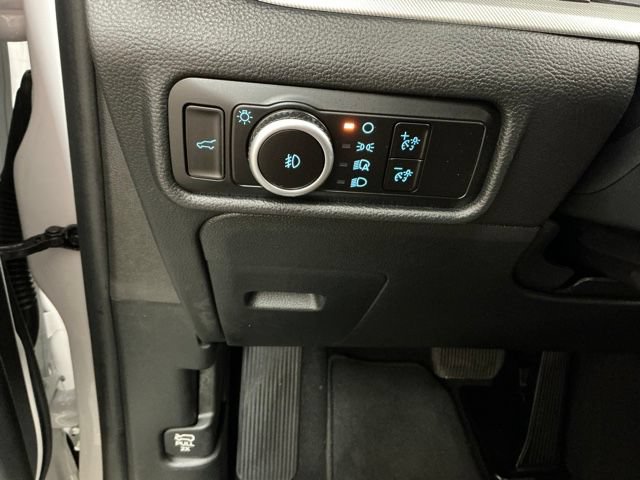 Used 2020 Ford Explorer XLT w/ Equipment Group 202A RWD image 20