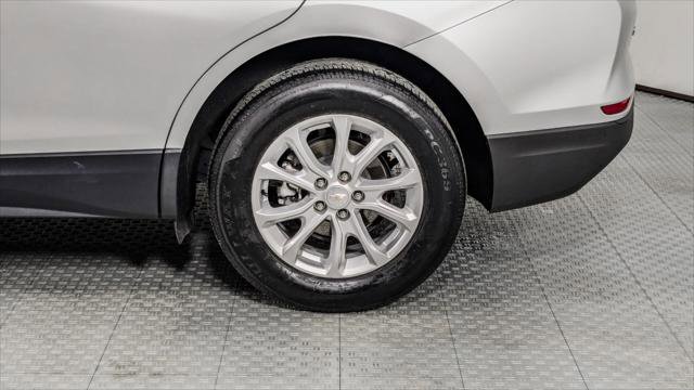 Used 2021 Chevrolet Equinox LS image 34