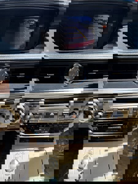 Used 2015 Lexus ES 350 w/ Premium Package image 12