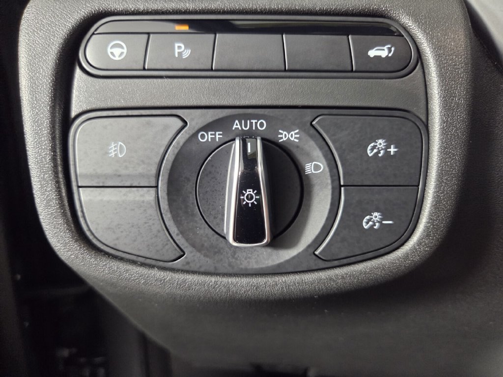 Used 2023 INFINITI QX50 Sport FWD image 37
