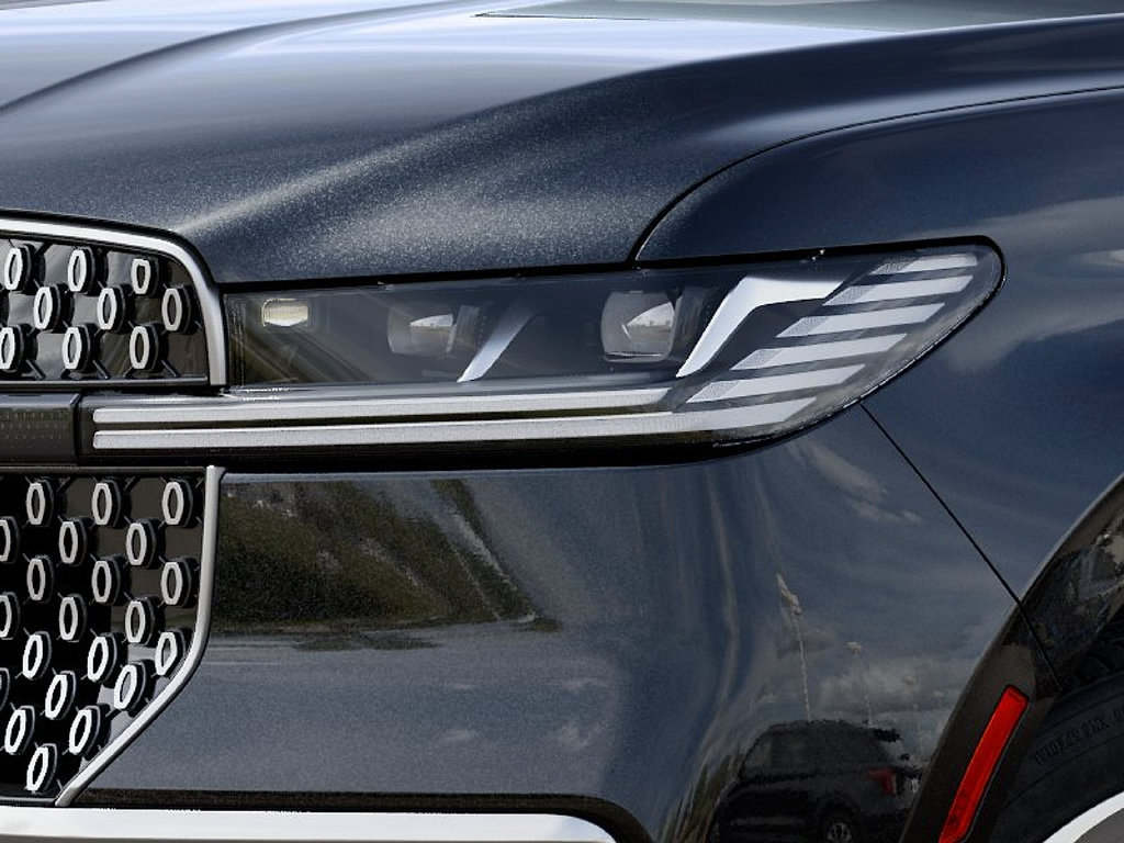 New 2027 Lincoln Navigator Reserve AWD/4WD image 18