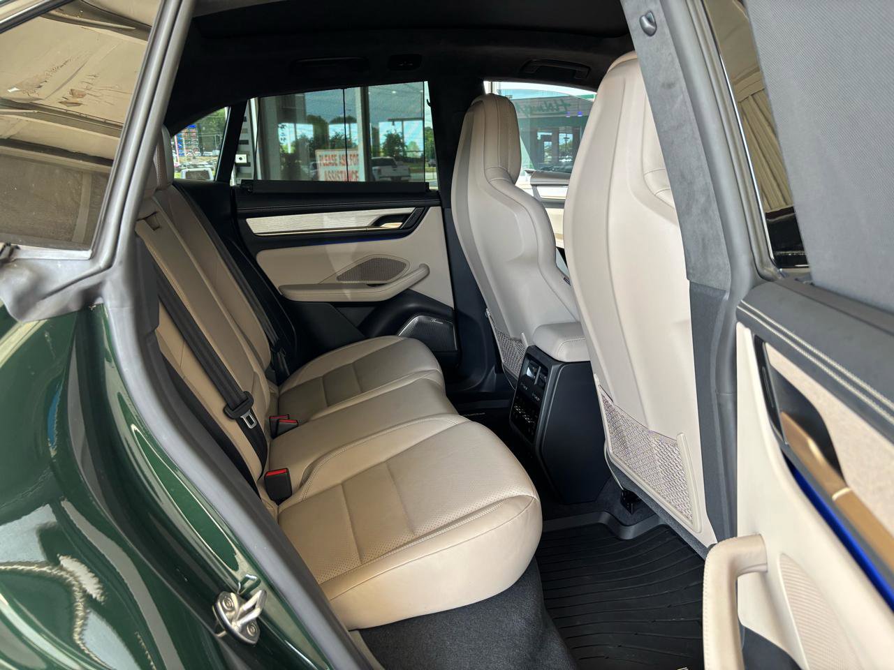 Used 2024 Porsche Macan Turbo Electric image 38