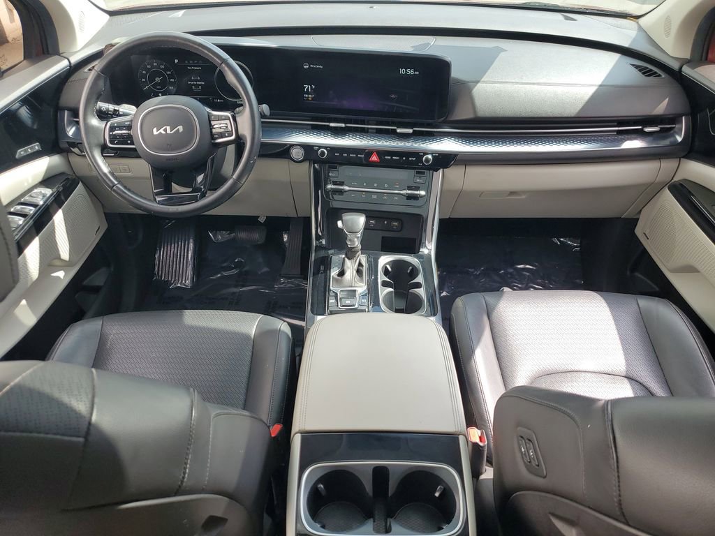 Used 2022 Kia Carnival SX Prestige image 11