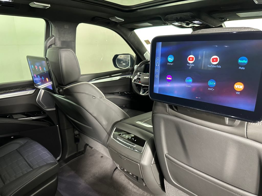Used 2026 Cadillac Escalade V w/ LPO, ONYX Package AWD/4WD image 37