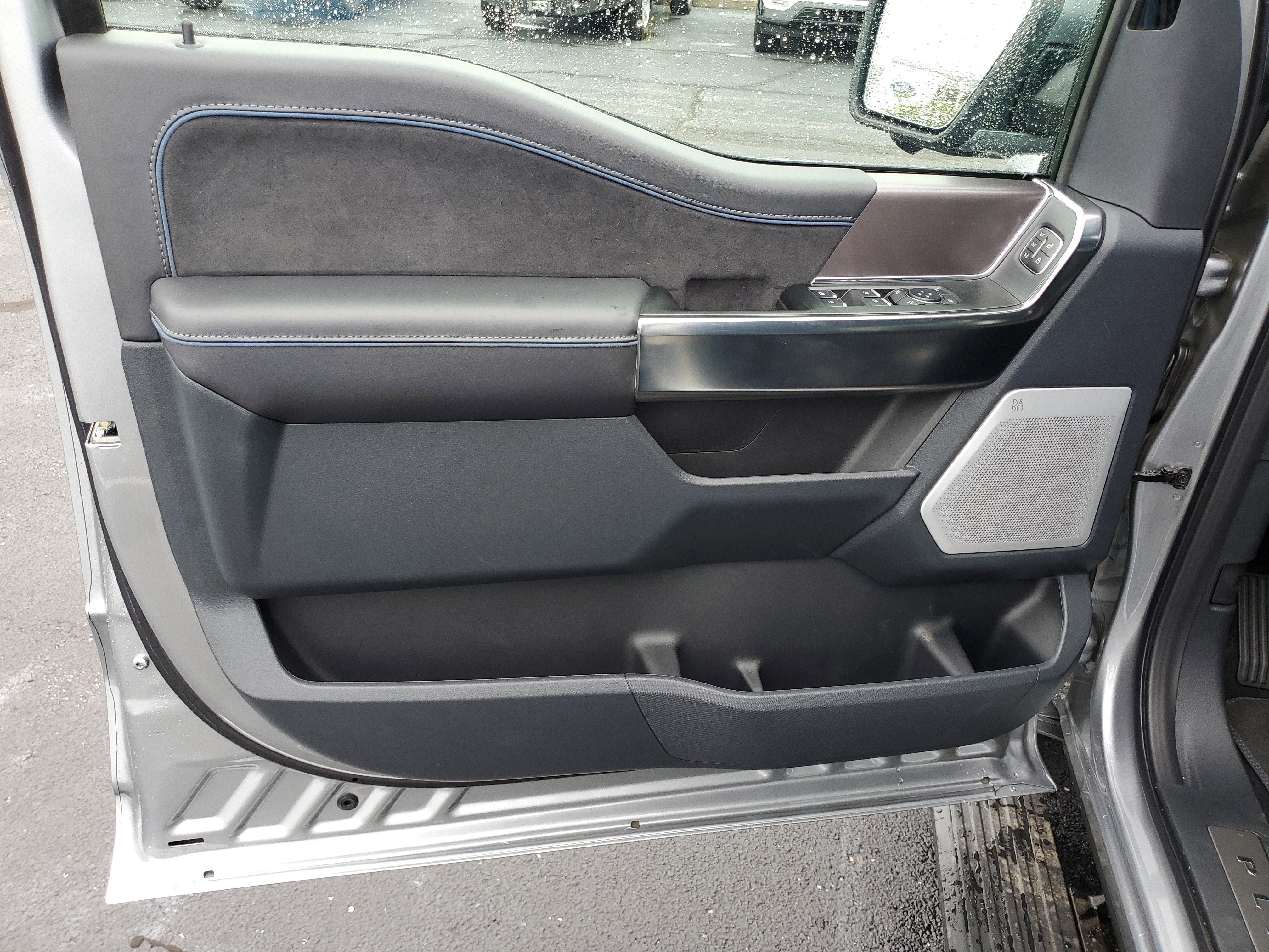 New 2025 Ford F150 Platinum w/ Equipment Group 702A High image 18