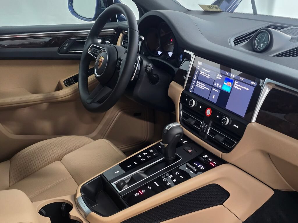 New 2026 Porsche Macan S AWD/4WD image 30