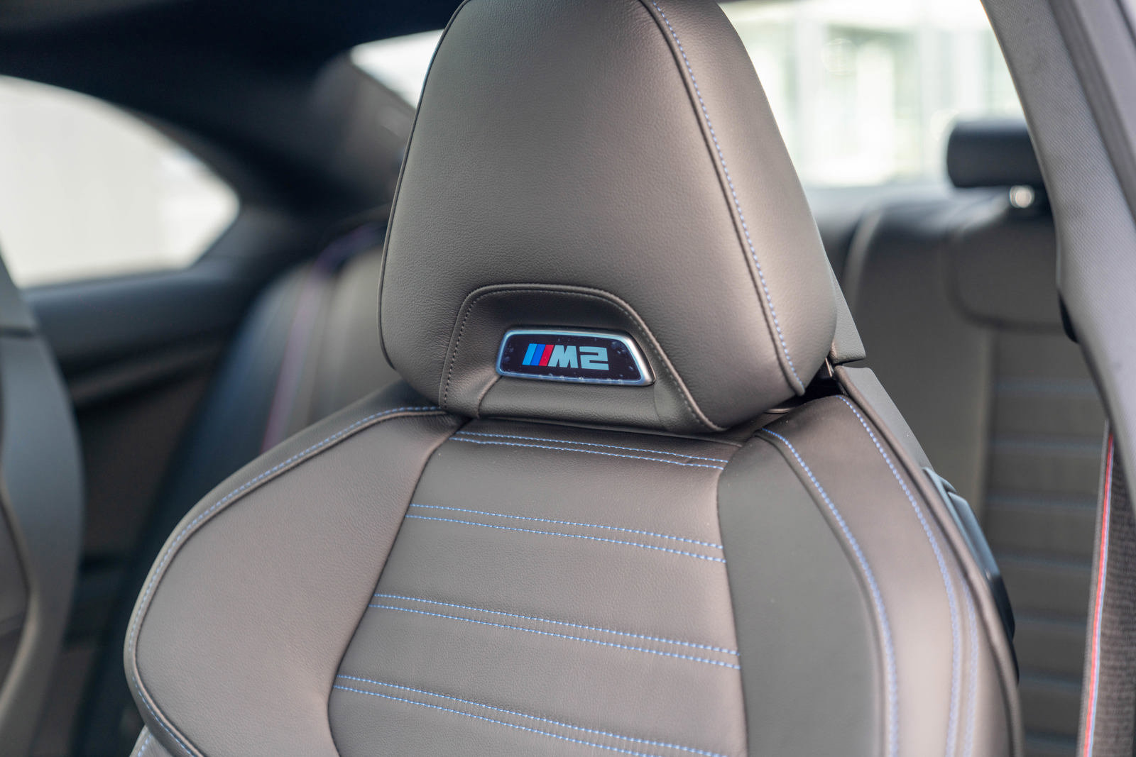 Used 2024 BMW M2 w/ Lighting Package image 12