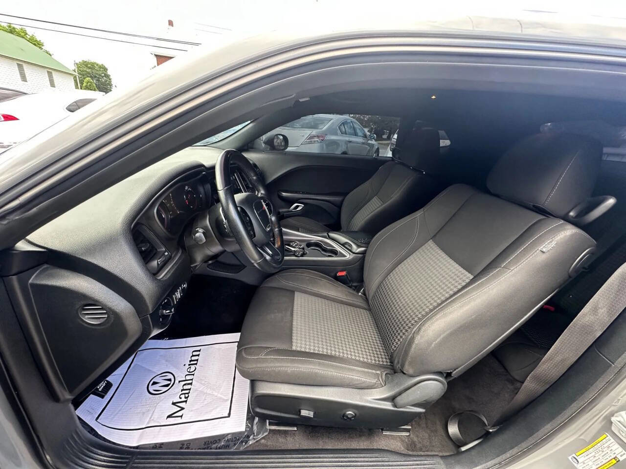 Used 2018 Dodge Challenger R/T w/ Blacktop Package image 10