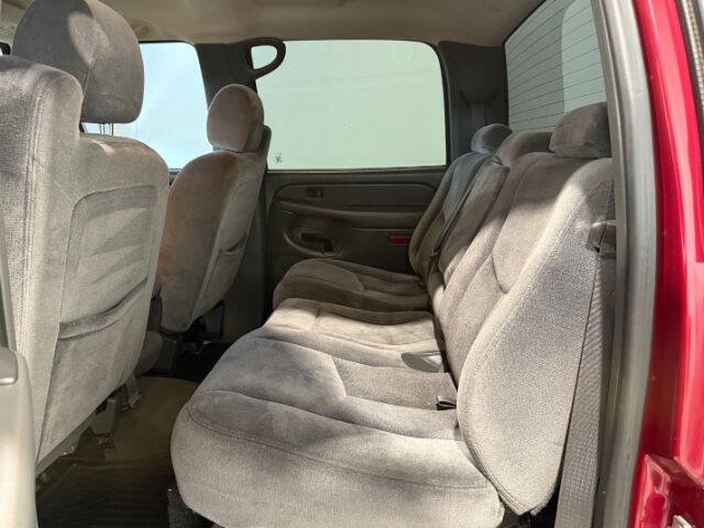 Used 2007 GMC Sierra 2500 SLE w/ Heavy-Duty Power Package AWD/4WD image 16