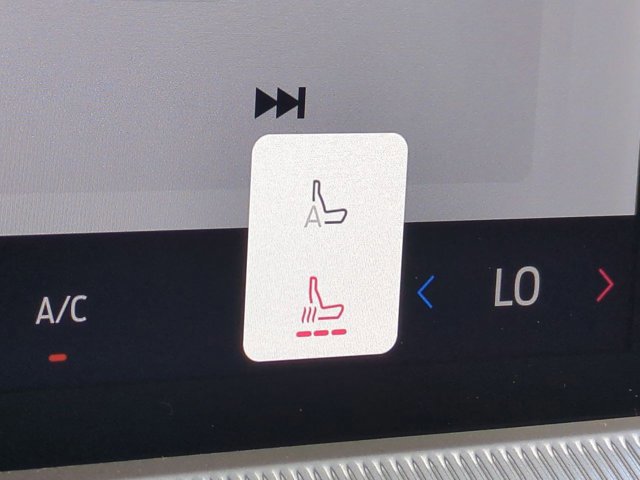 New 2026 Ford Explorer Active image 23