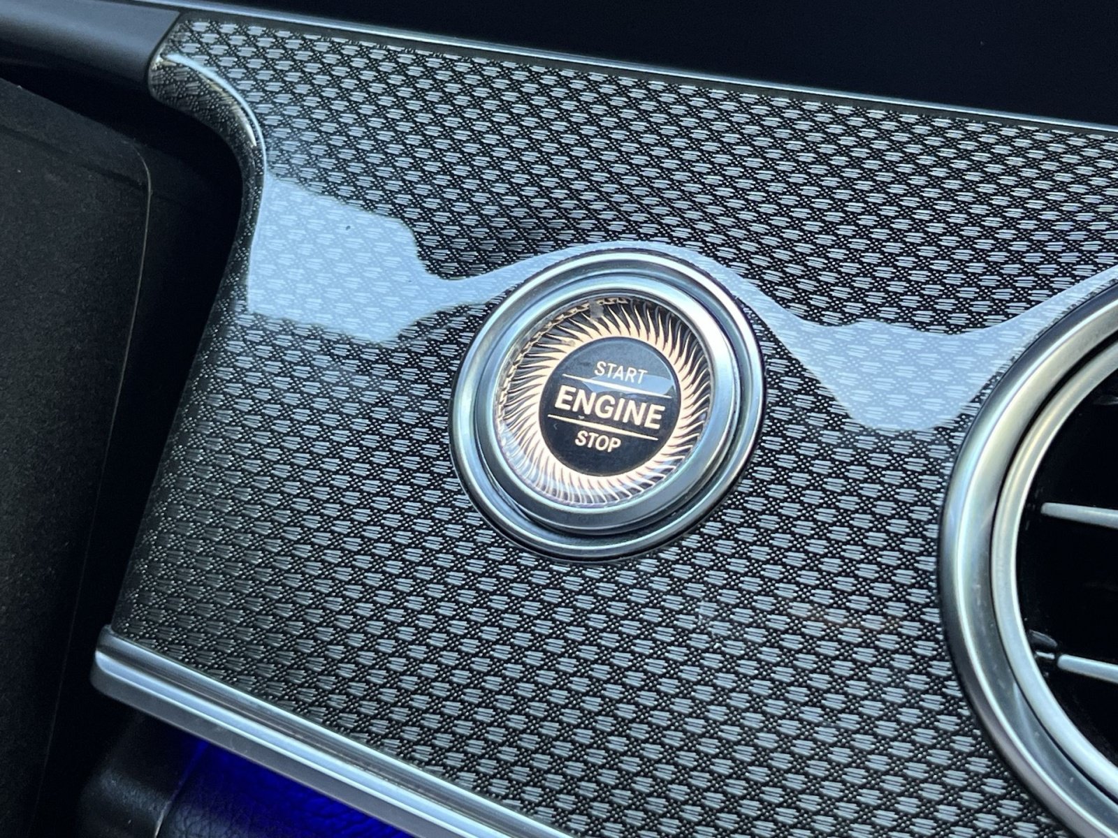 Used 2018 Mercedes-Benz E 63 AMG S image 40