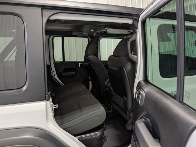 Used 2025 Jeep Wrangler Unlimited Rubicon 4xe w/ Safety Group AWD/4WD image 24