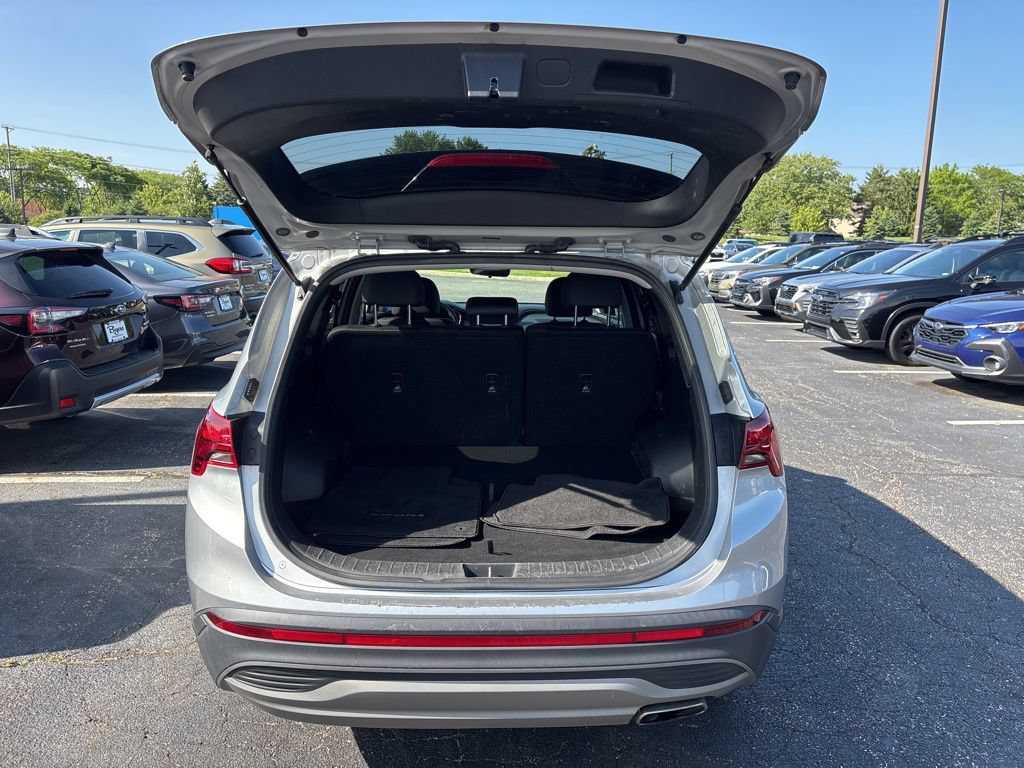 Used 2022 Hyundai Santa Fe SE AWD/4WD image 8
