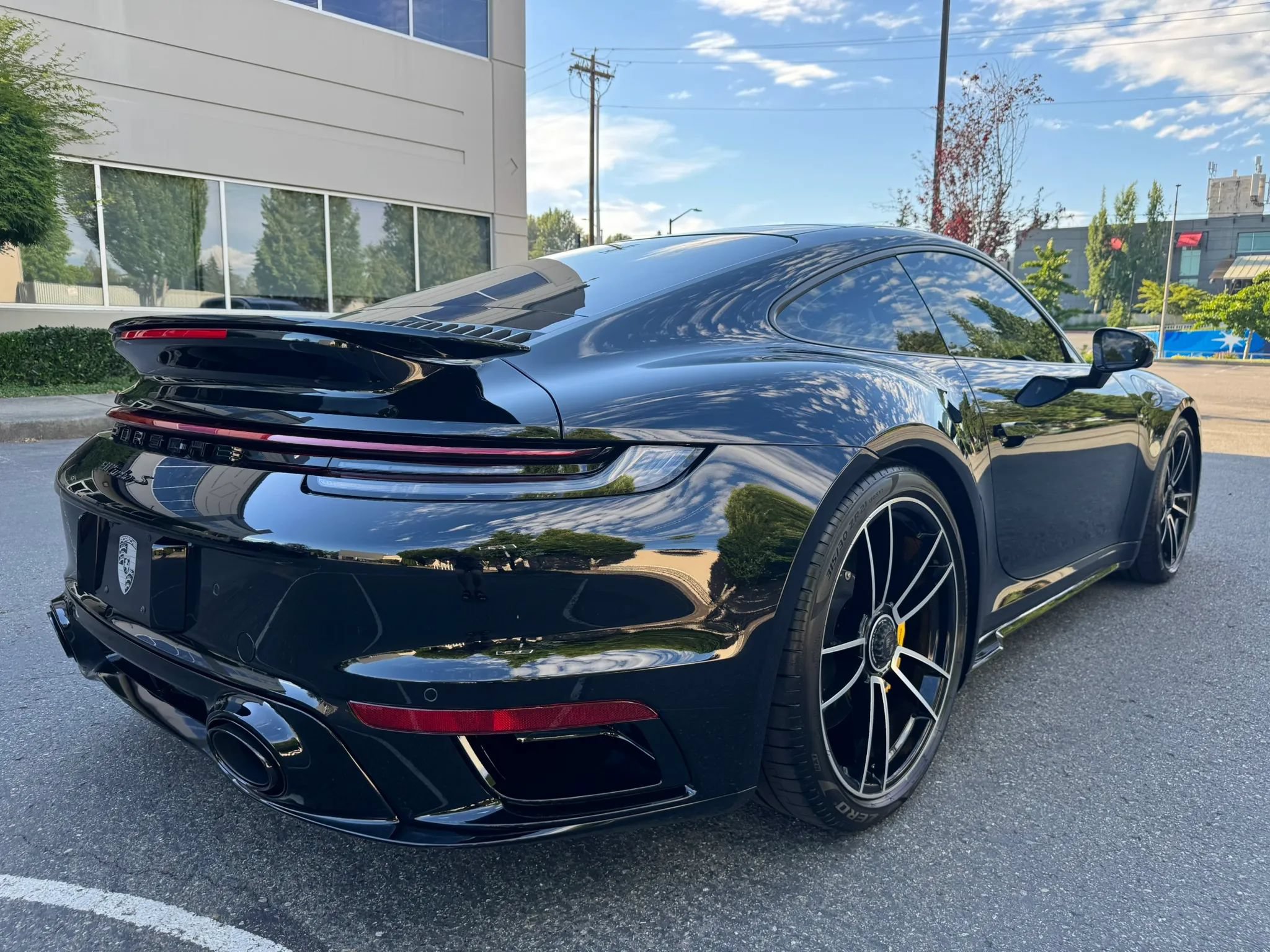 Used 2024 Porsche 911 Turbo S AWD/4WD image 10