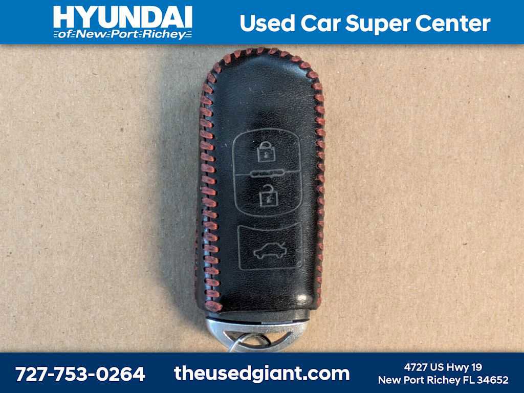 Used 2016 MAZDA MAZDA3 i Sport w/ Preferred Equipment Package image 33