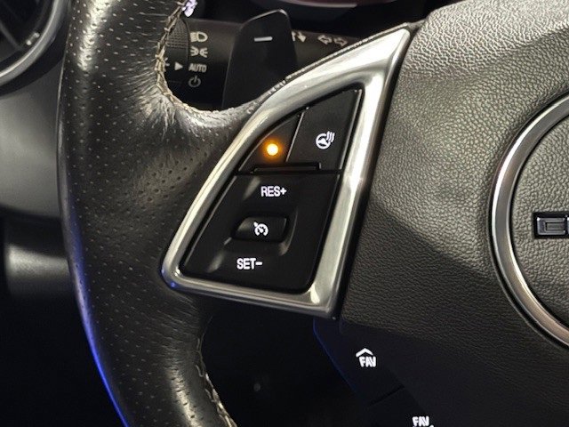 Used 2017 Chevrolet Camaro SS image 27