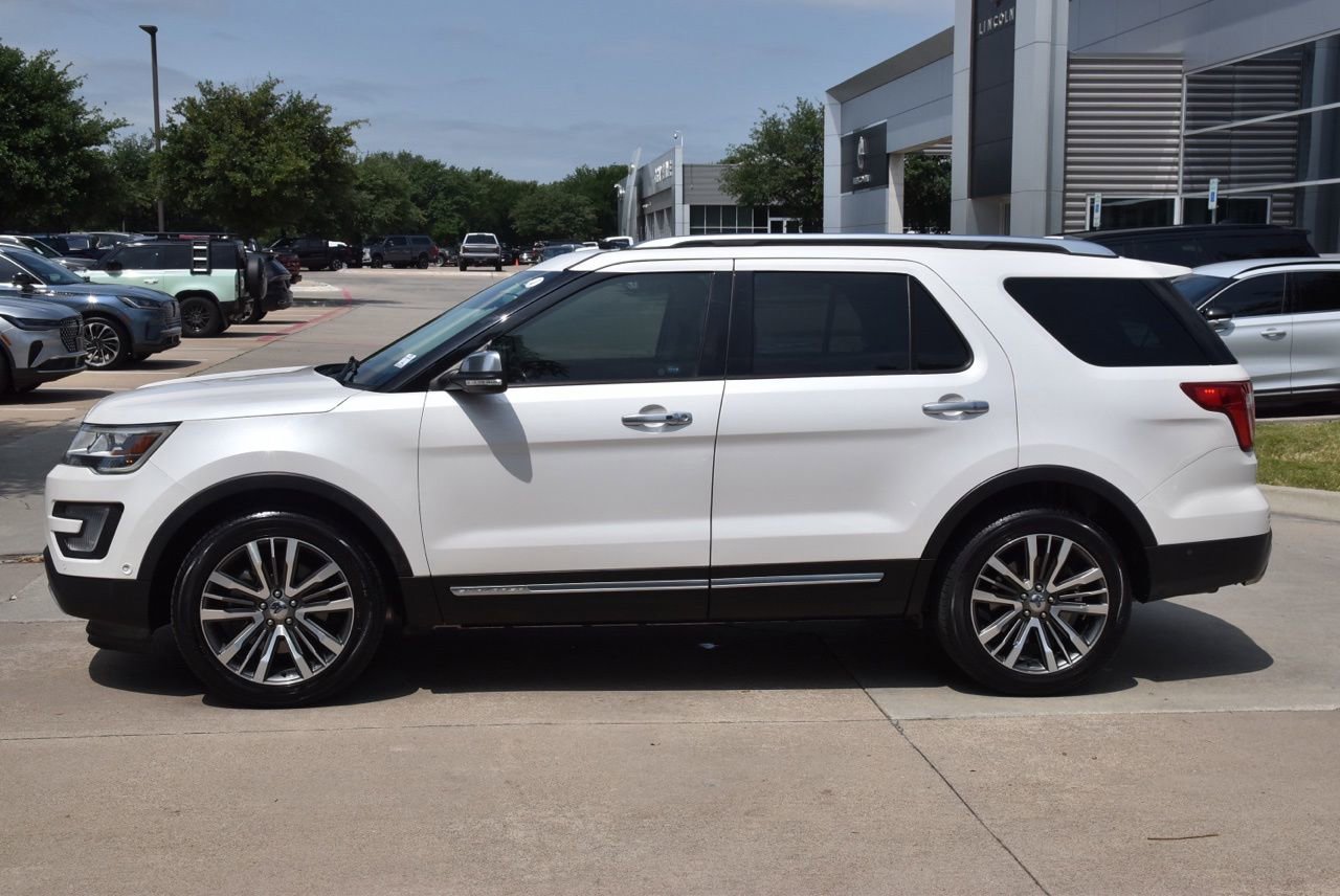 Used 2017 Ford Explorer Platinum AWD/4WD image 10