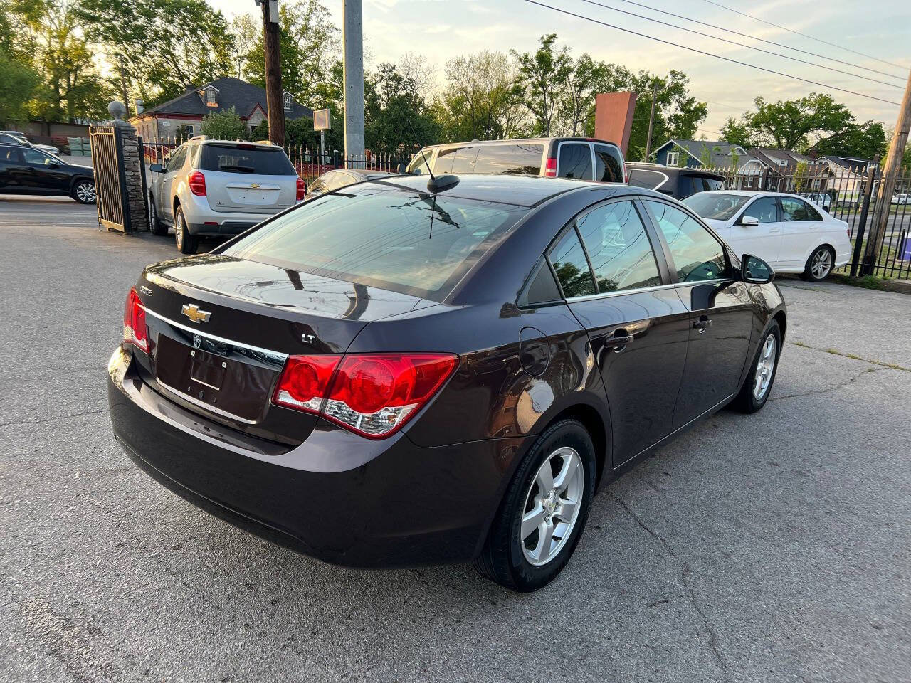 Used 2015 Chevrolet Cruze LT FWD image 11