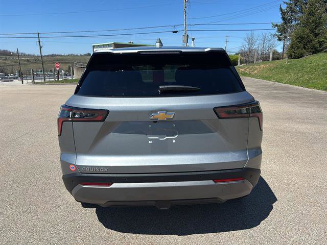 Used 2026 Chevrolet Equinox LT image 3