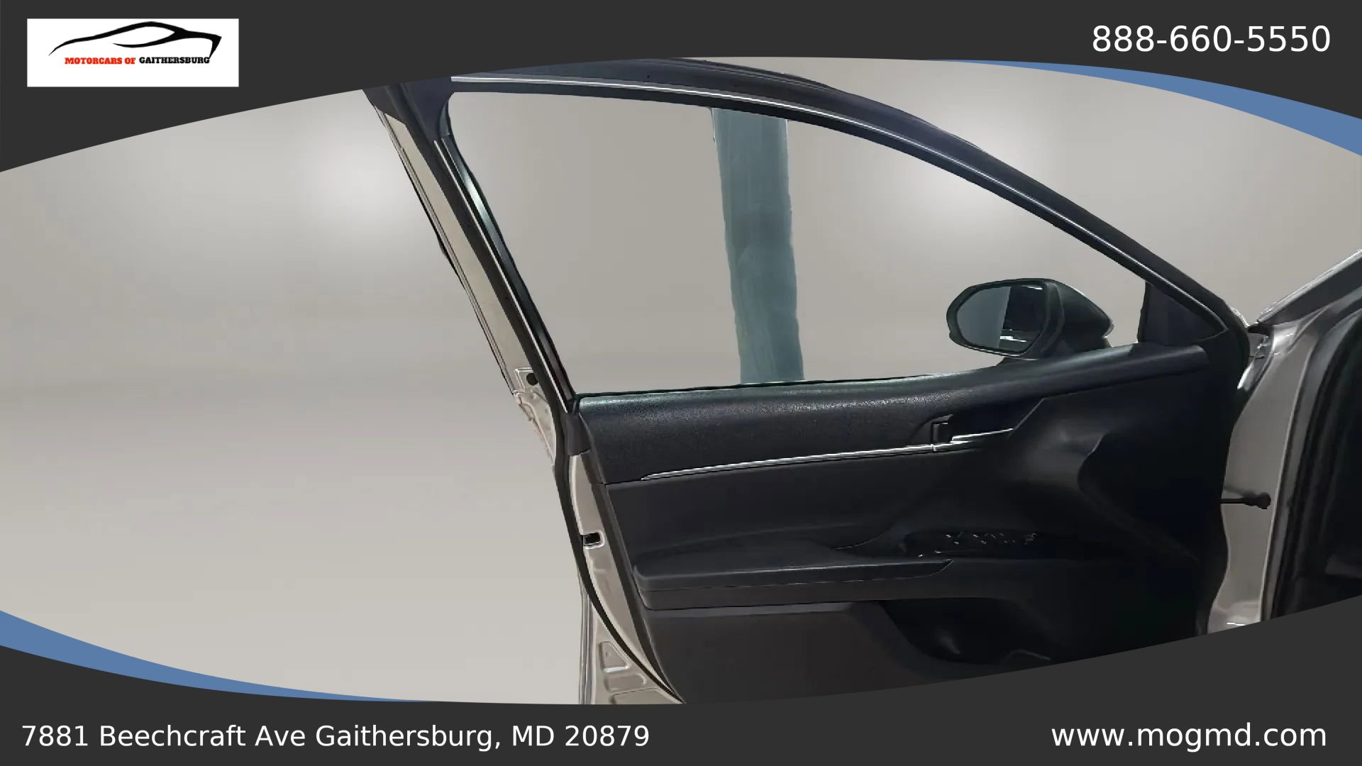Used 2018 Toyota Camry LE FWD image 13