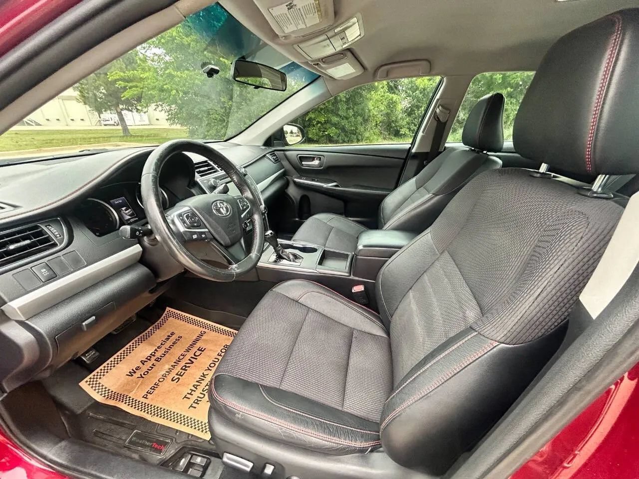 Used 2017 Toyota Camry SE FWD image 12