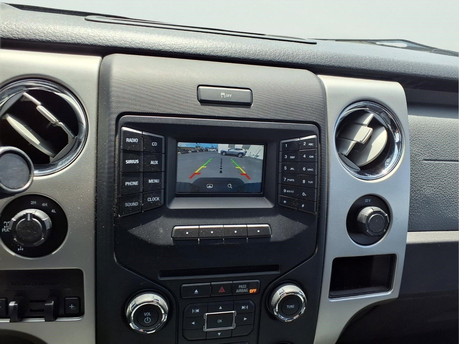 Used 2014 Ford F150 XLT w/ Equipment Group 302A Luxury AWD/4WD image 20