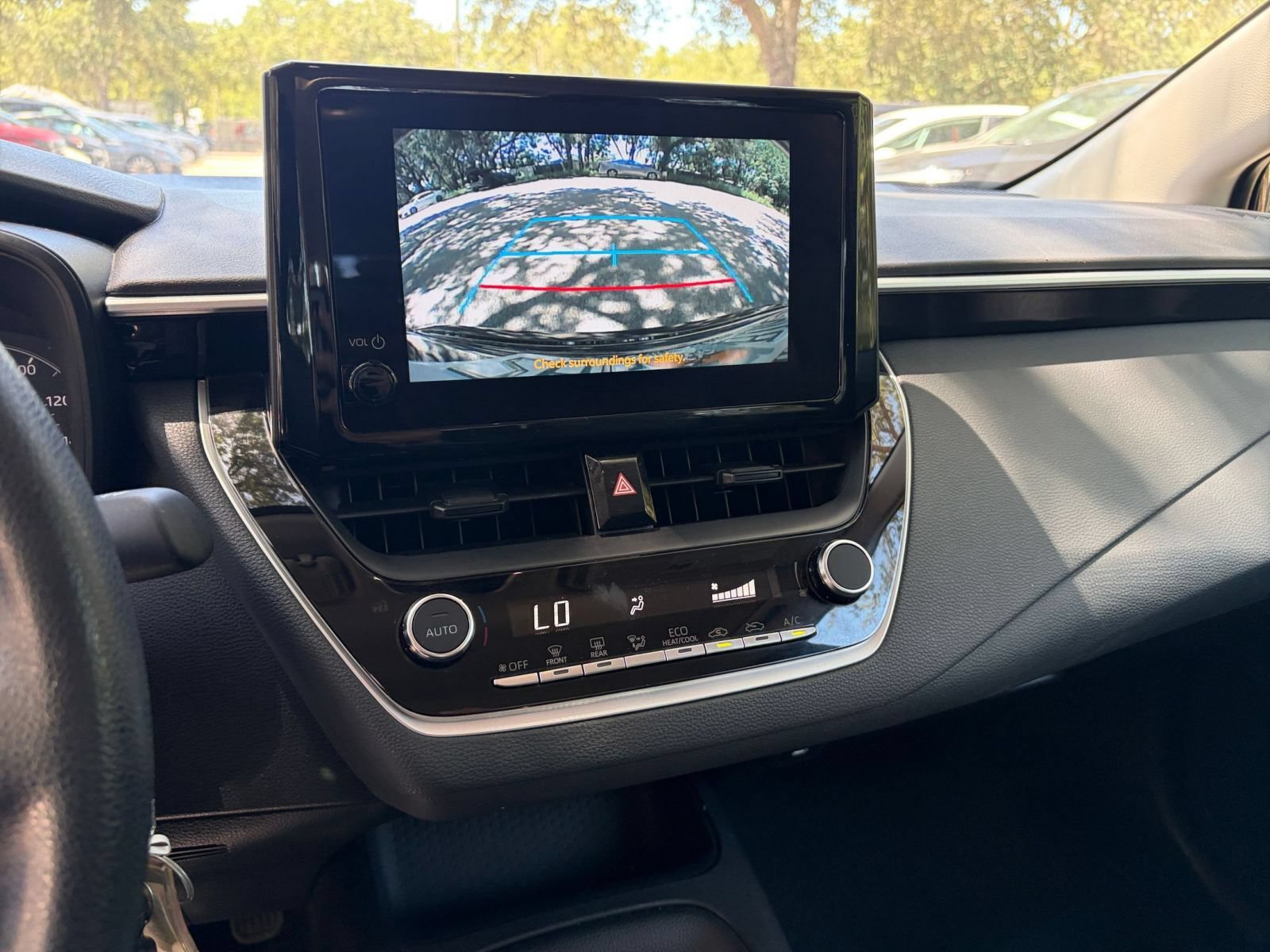 Used 2025 Toyota Corolla LE FWD image 16