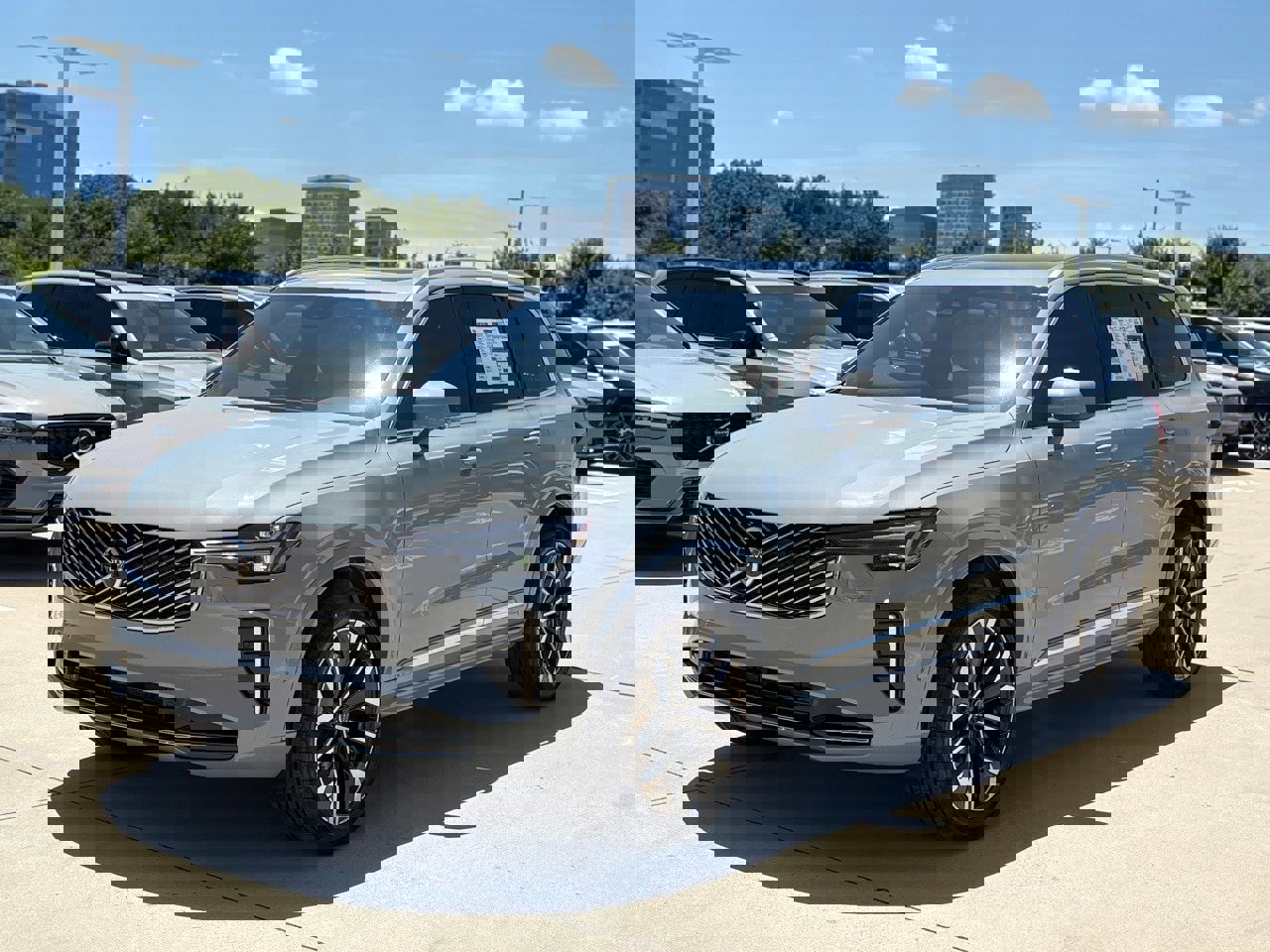 New 2026 Volvo XC90 B6 Plus w/ Protection Package Premier image 3