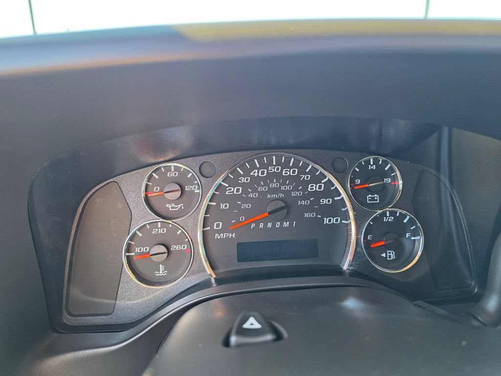 Used 2025 Chevrolet Express 3500 LS RWD image 14